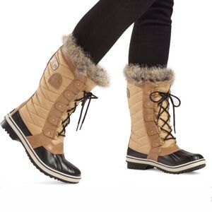 Sorel Women's Tan and Black Fur-Lined Boots